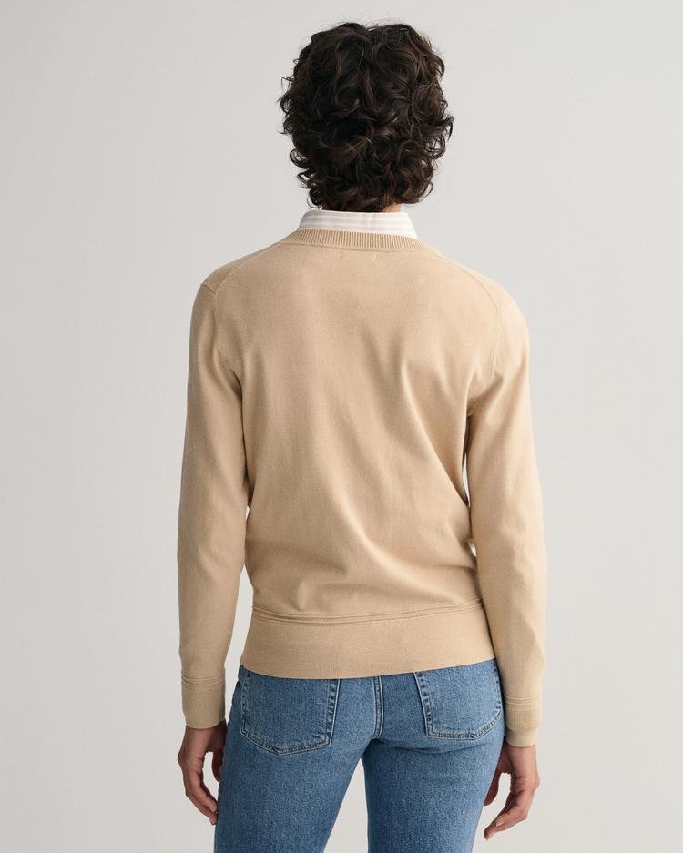 GANT sweter z lekkiej bawełny z dekoltem w kształcie litery V - 4806132